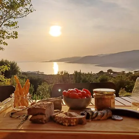 U Castellu, L' Particulier Ξενοδοχείο με διαμερίσματα 4*